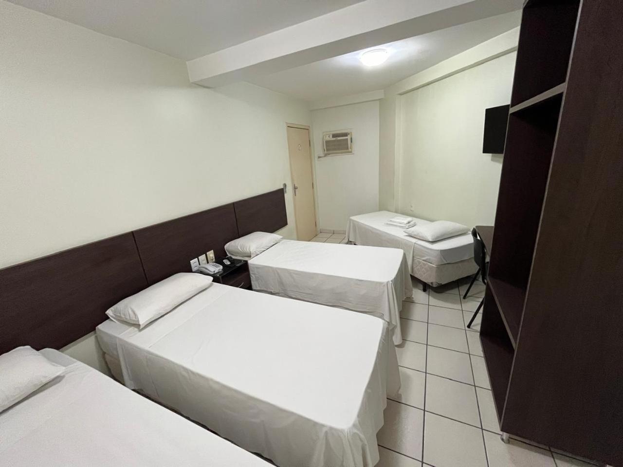 Rametta Hotel Montes Claros Extérieur photo