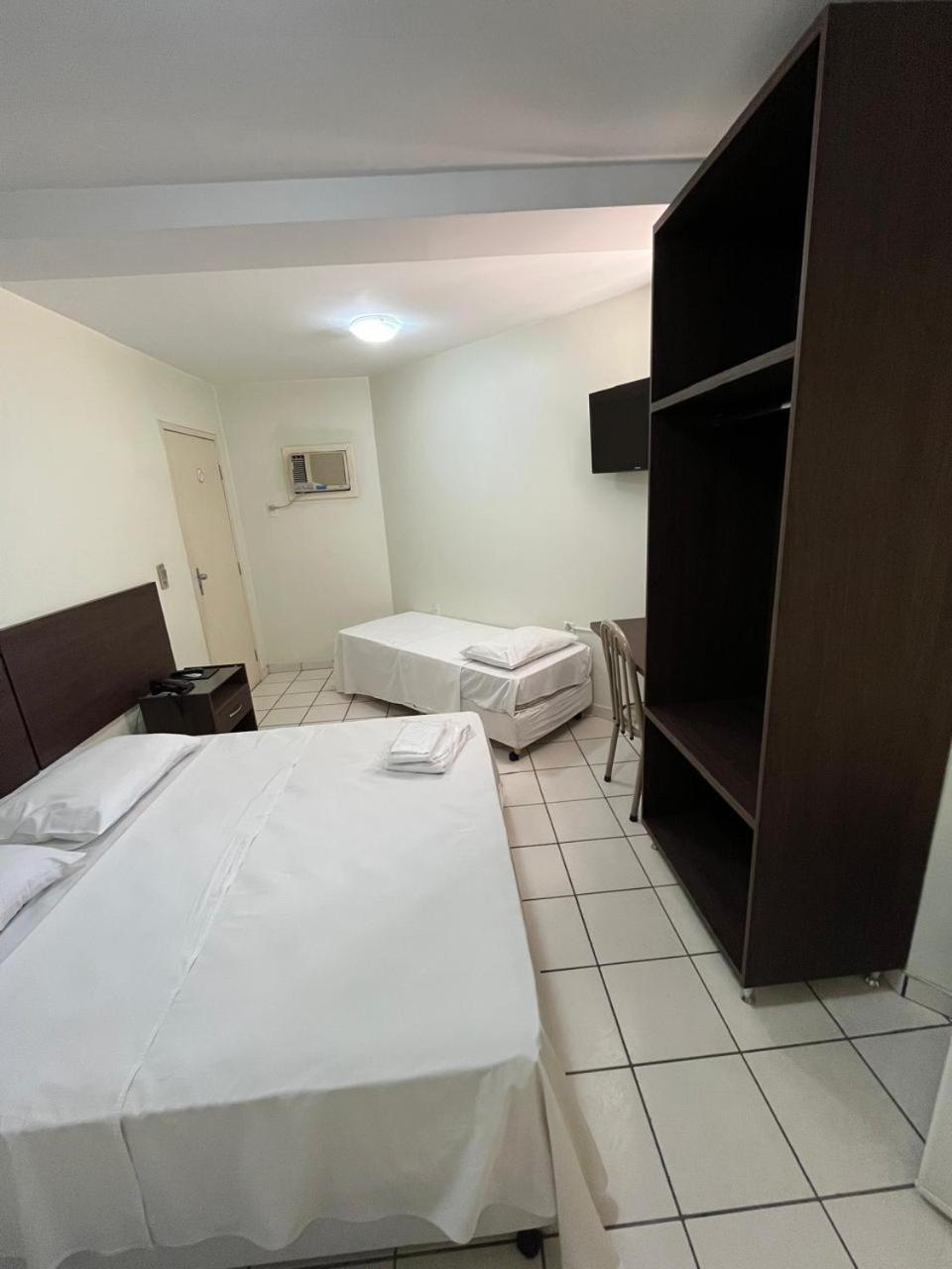 Rametta Hotel Montes Claros Extérieur photo