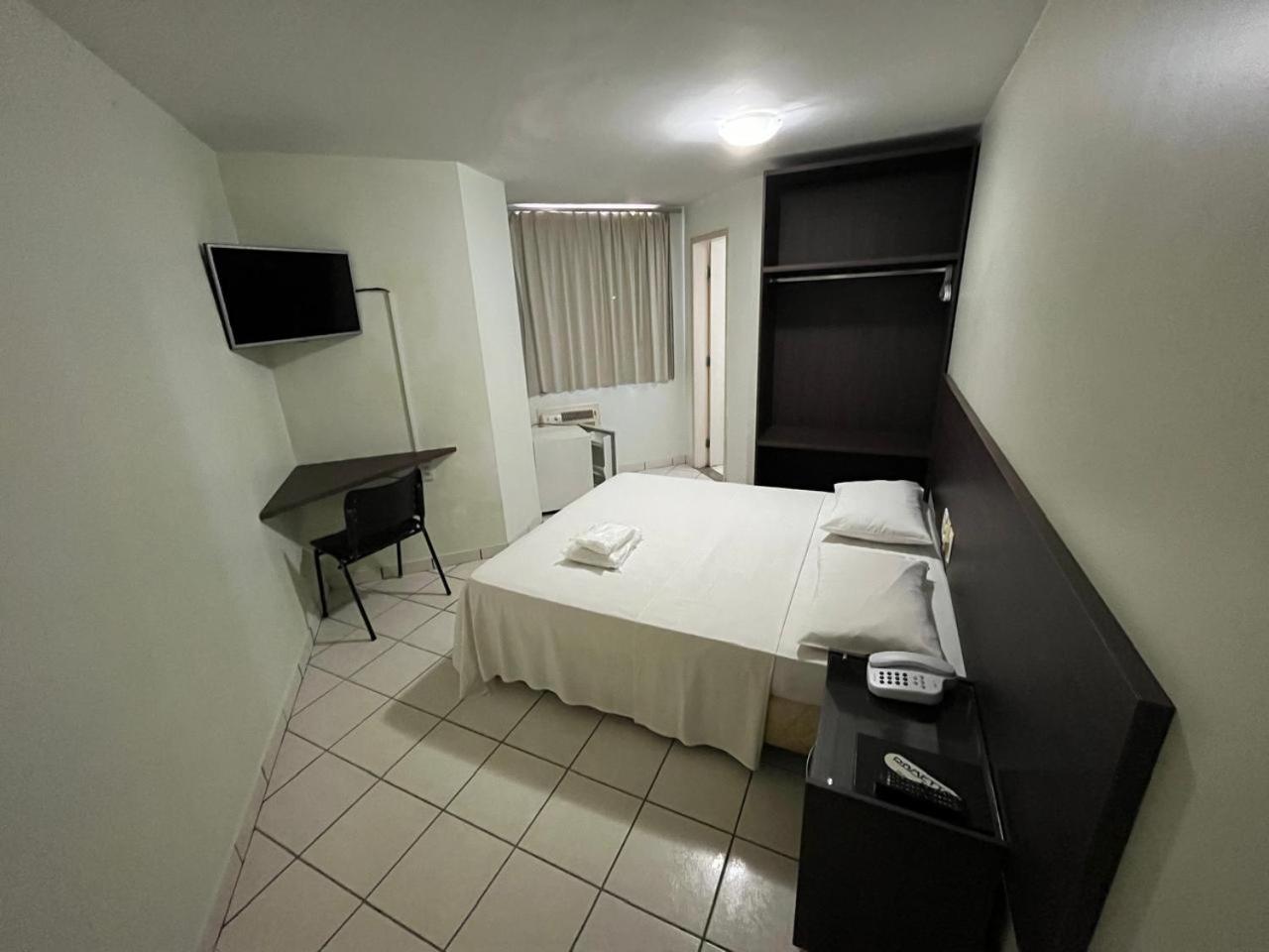 Rametta Hotel Montes Claros Extérieur photo